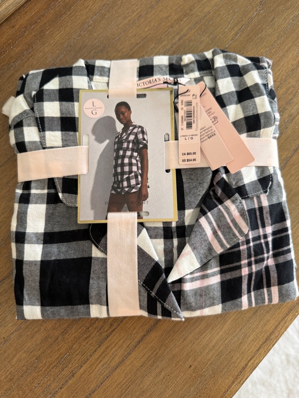 Victoria's Secret Black and White Plaid Pajama Set